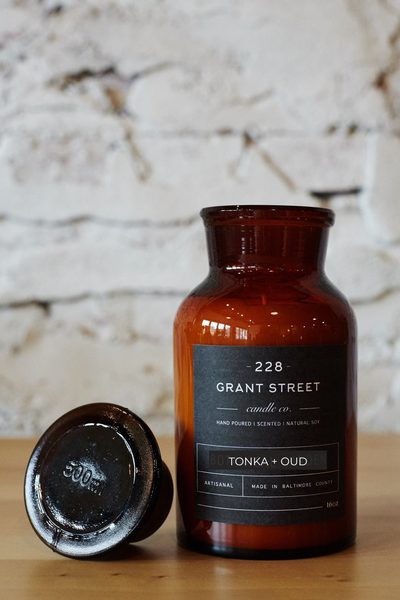 Amber Tonka Bean Scented Home Fragrance Oil - 30 ml.